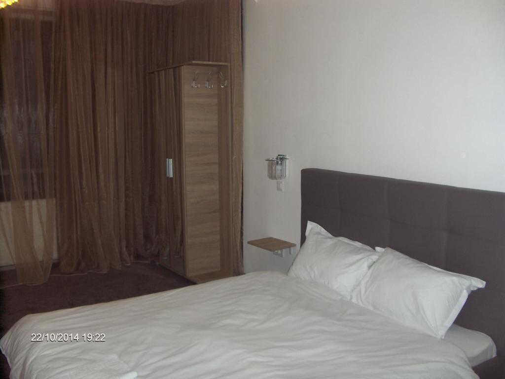 Hotel Vitan273 Bukarest Exterior foto
